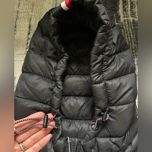 Tommy Hilfiger Black Quilted Winter Jacket. Women’s Medium. Like New - Picture 8 of 12